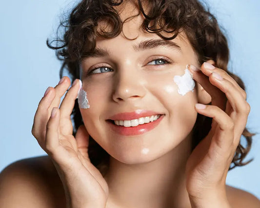 LumiEssence Vitamin C Nourishing Cream – Brighten, Revitalize & Glow